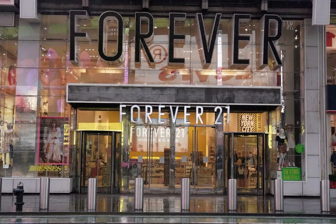 寻找新的增长突破口，SHEIN收购Forever 21母公司SPARC集团1/3 股权