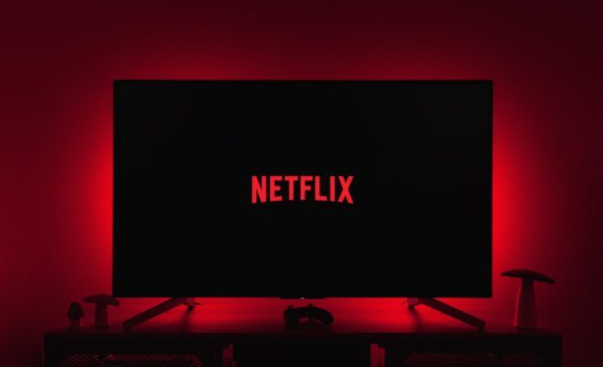 Netflix盈利、迪士尼赔钱，为什么这场流媒体之争胜负还在未定之天？